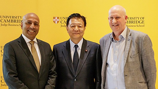 Professor Dissanaike, Minister Shindo and Dr Seabright.